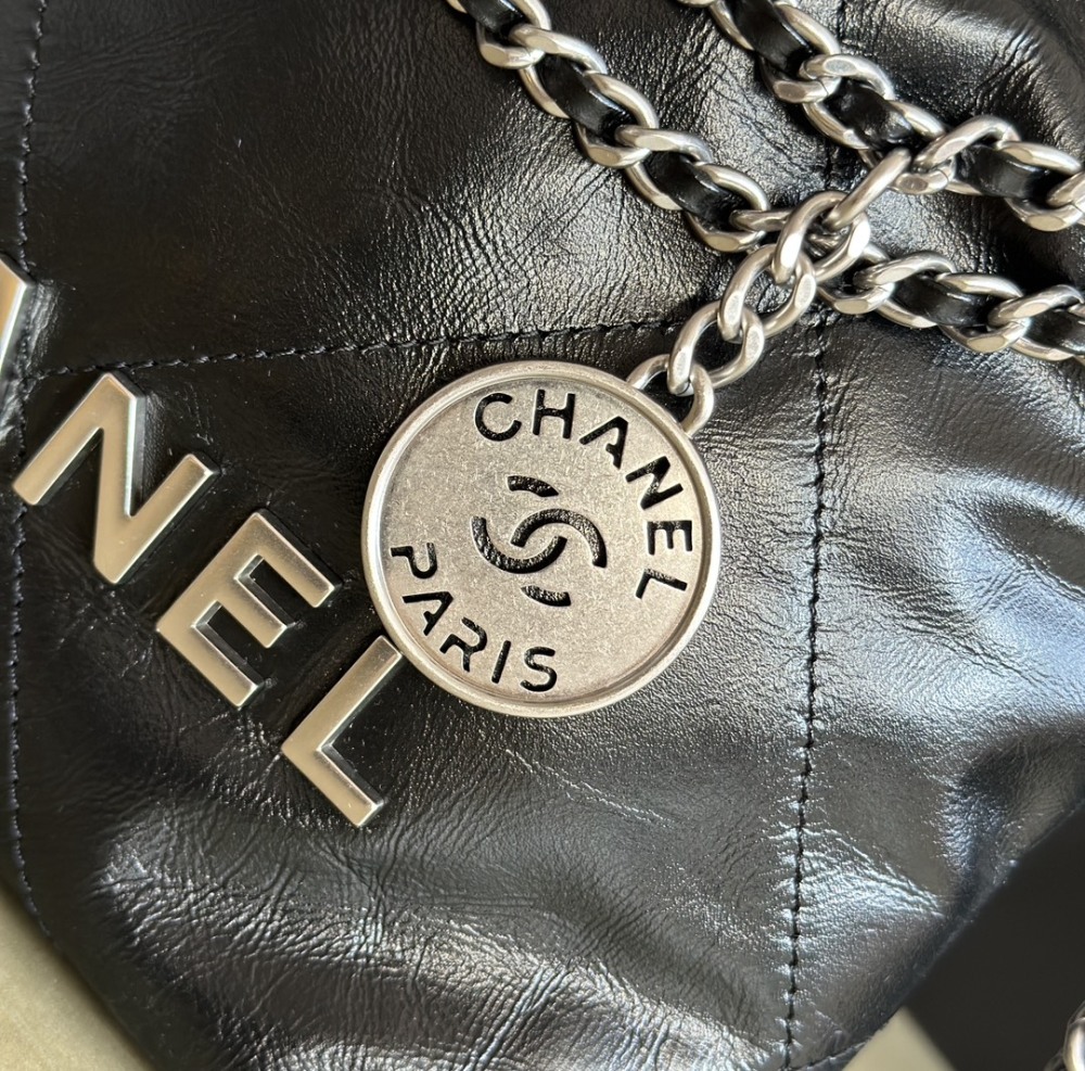 Chanel mini 22bag tote Mirror Boutique