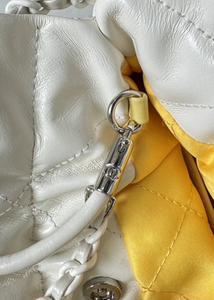 Chanel mini 22bag tote Mirror Boutique