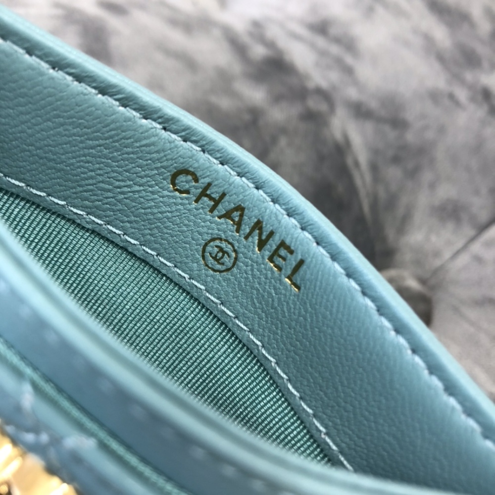 Chanel wallet Mirror Boutique