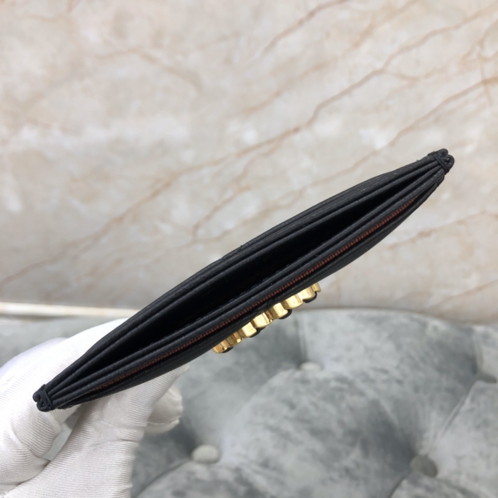 Chanel wallet Mirror Boutique