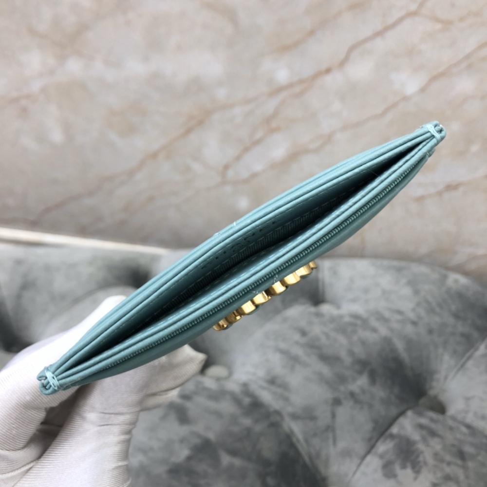 Chanel wallet Mirror Boutique