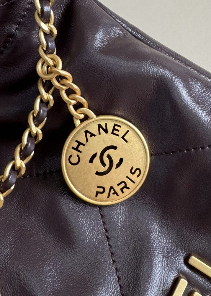 Chanel mini 22bag tote Mirror Boutique