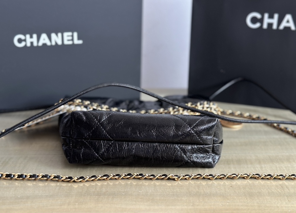 Chanel mini 22bag tote Mirror Boutique