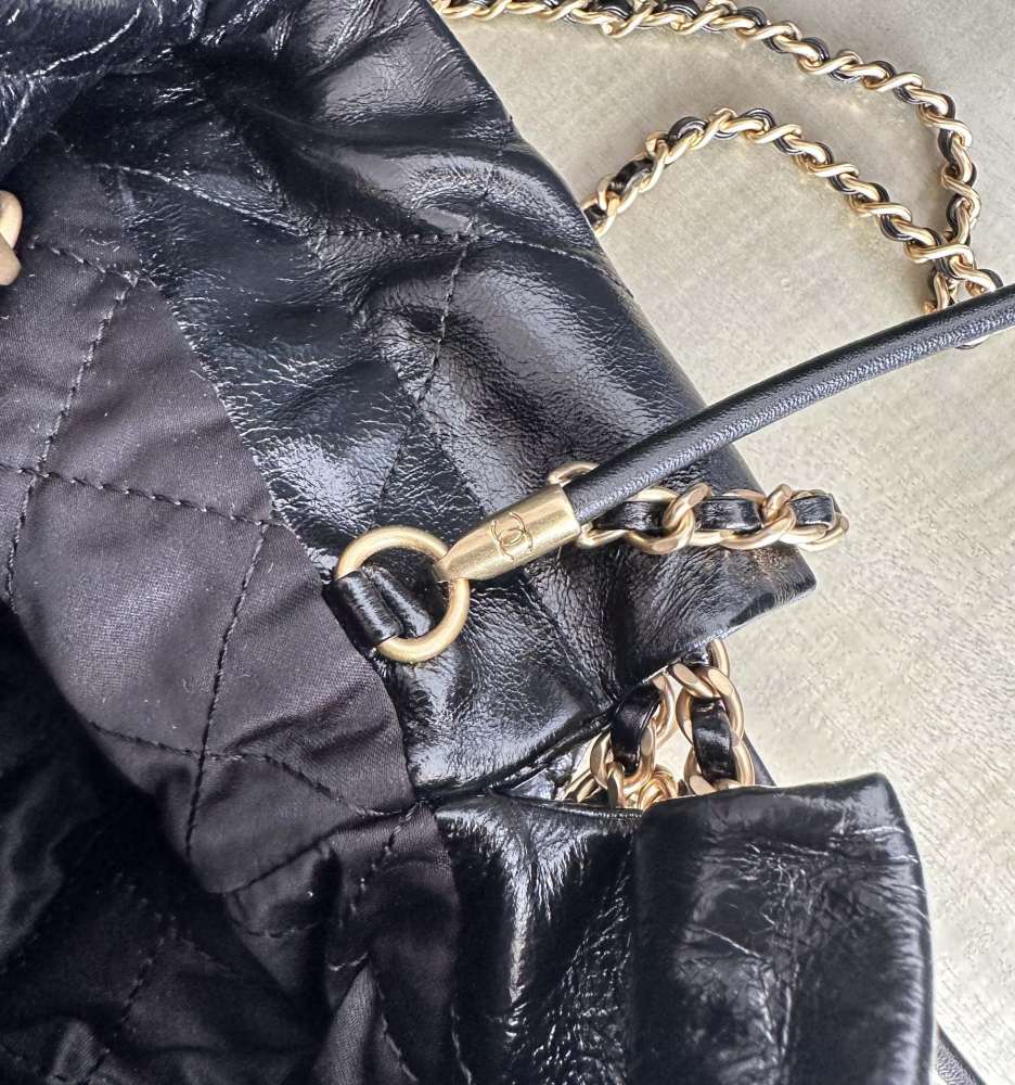 Chanel mini 22bag tote Mirror Boutique