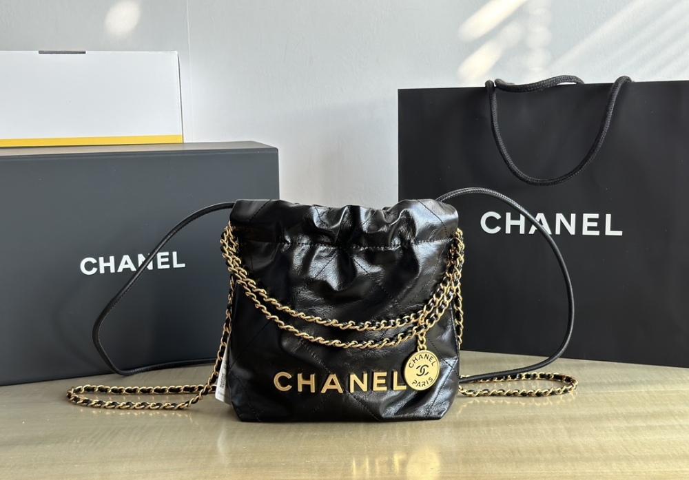Chanel mini 22bag tote Mirror Boutique