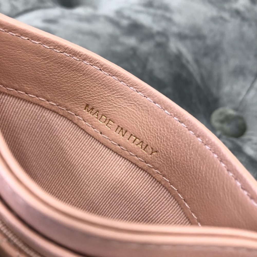 Chanel wallet Mirror Boutique