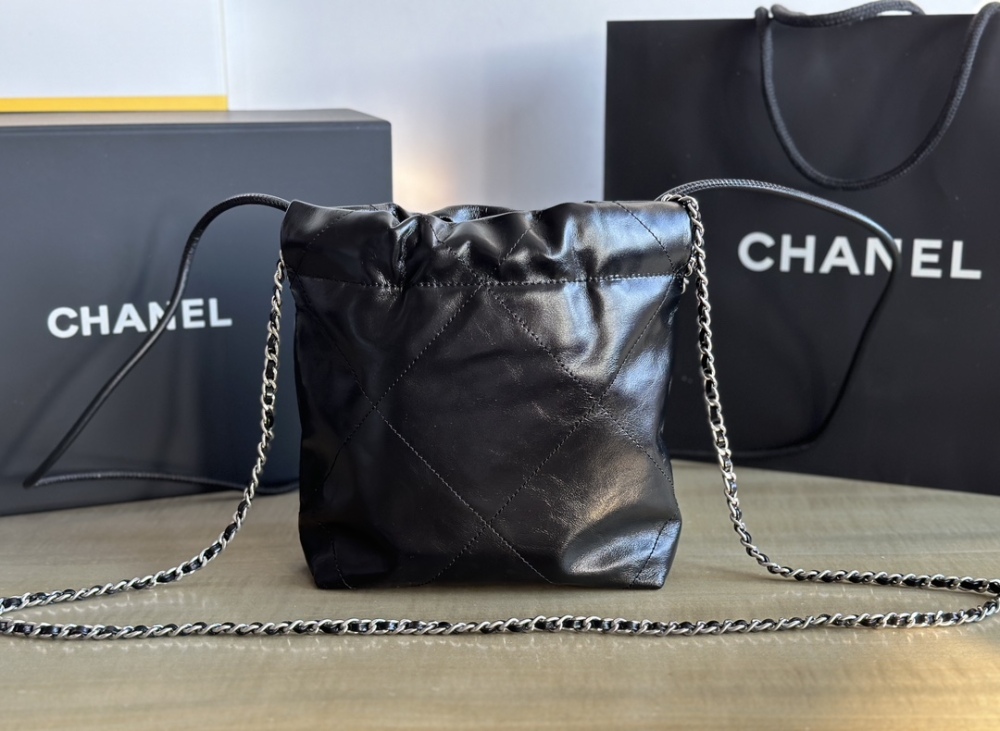 Chanel mini 22bag tote Mirror Boutique