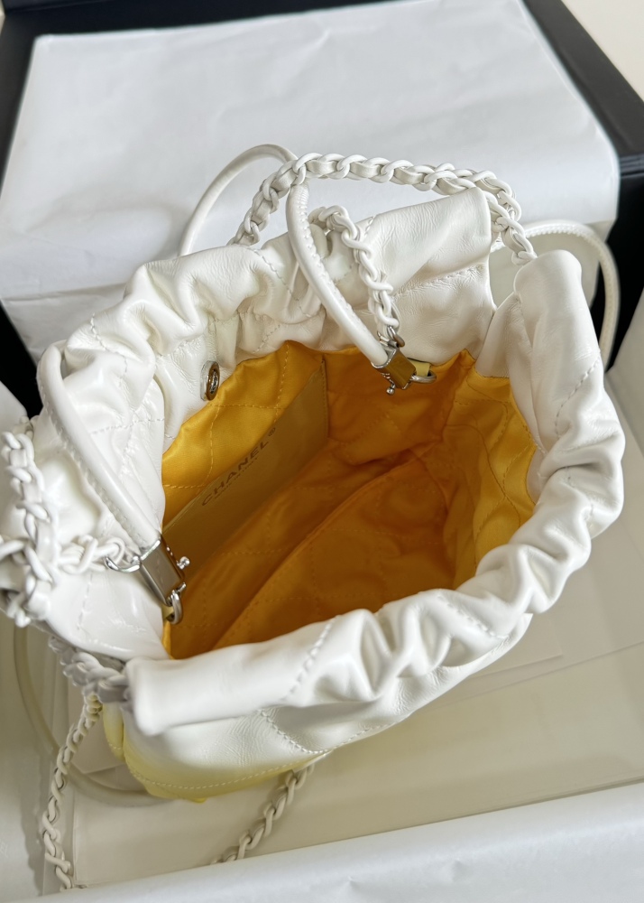 Chanel mini 22bag tote Mirror Boutique