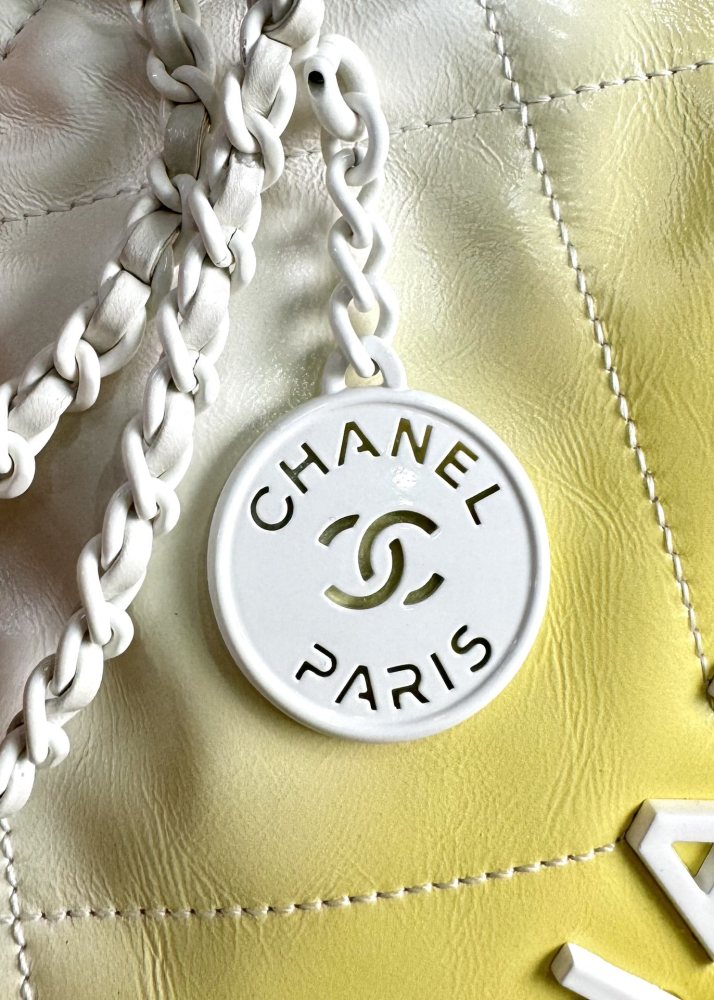 Chanel mini 22bag tote Mirror Boutique
