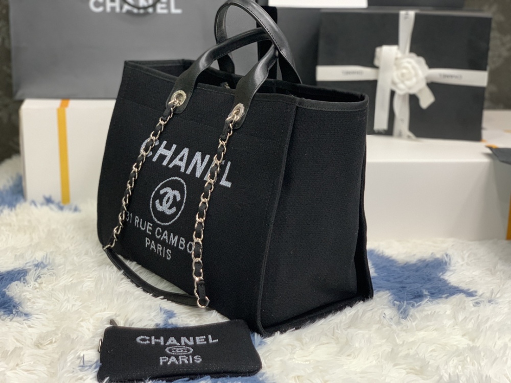 Chanel beach tote AS66941 Mirror Boutique