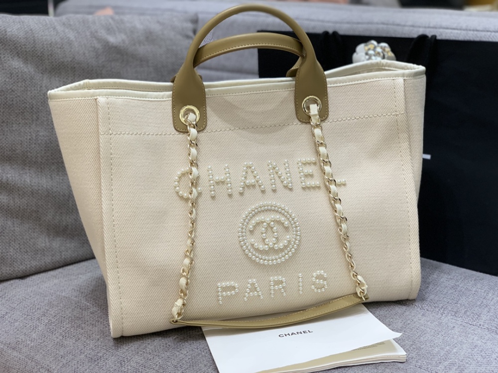 Chanel beach tote AS66941 Mirror Boutique