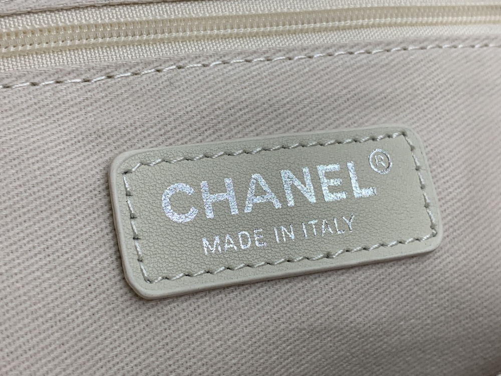 Chanel beach tote AS66941 Mirror Boutique