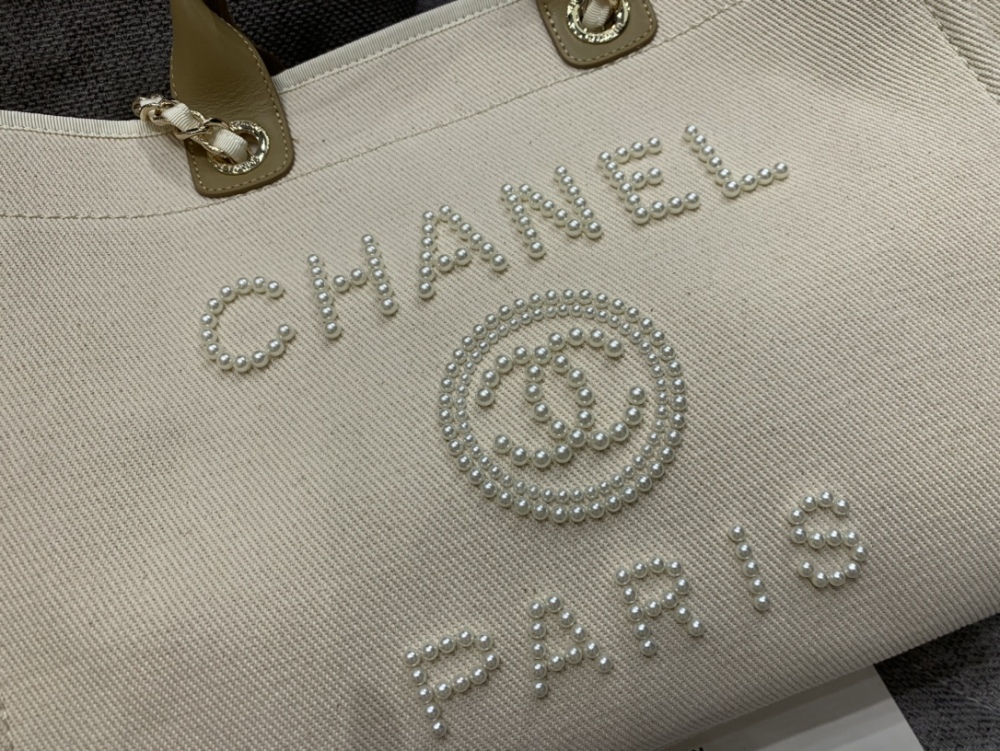 Chanel beach tote AS66941 Mirror Boutique