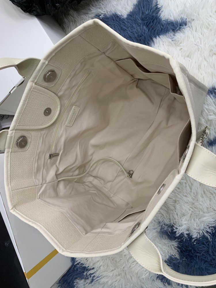 Chanel beach tote AS66941 Mirror Boutique