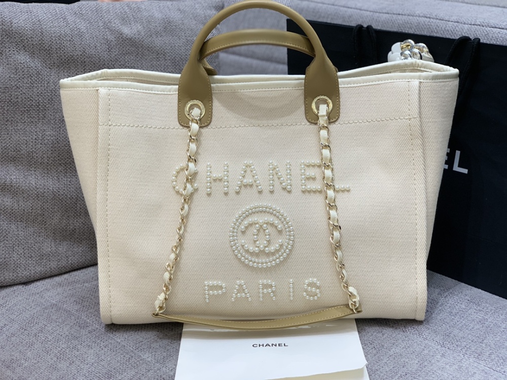 Chanel beach tote AS66941 Mirror Boutique