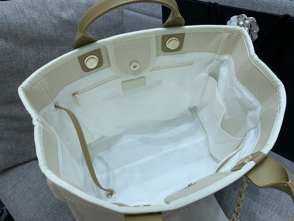 Chanel beach tote AS66941 Mirror Boutique