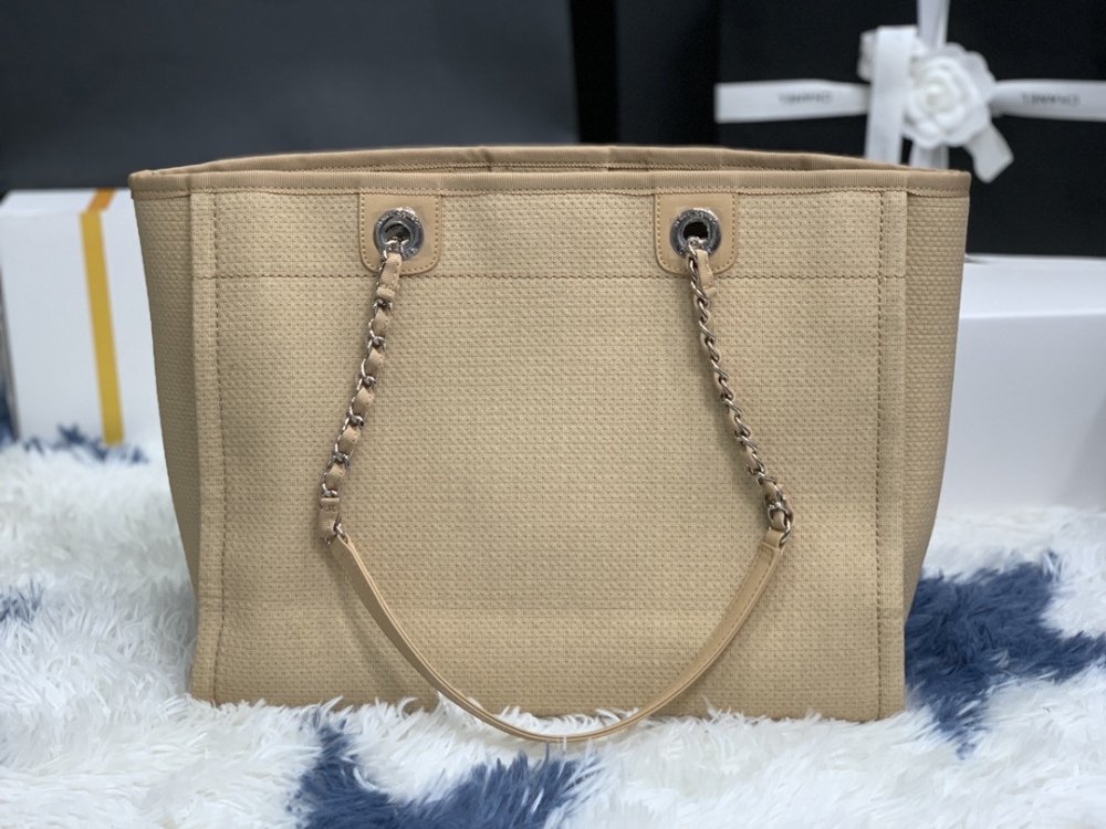 Chanel beach tote AS67001 Mirror Boutique