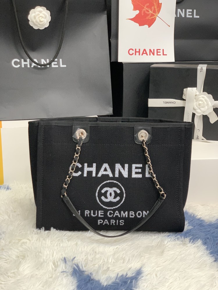 Chanel beach tote AS67001 Mirror Boutique