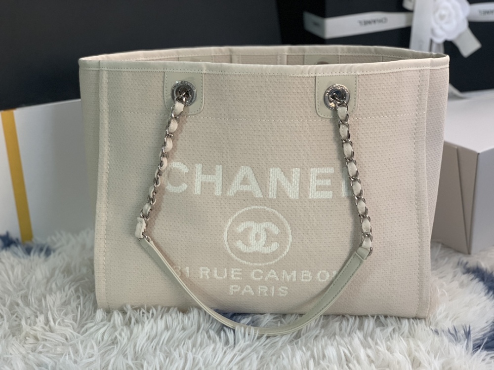Chanel beach tote AS67001 Mirror Boutique