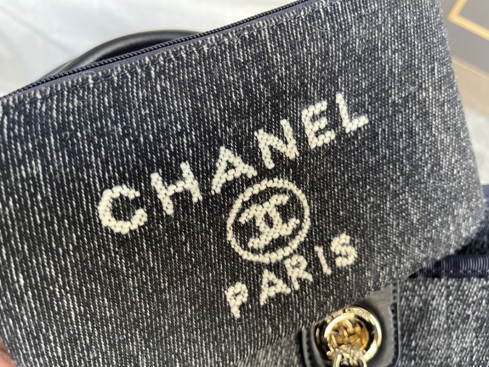 Chanel beach tote AS66941 Mirror Boutique