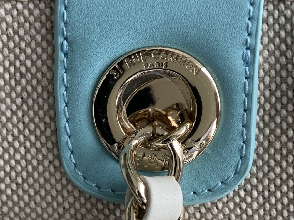 Chanel beach tote AS66941 Mirror Boutique