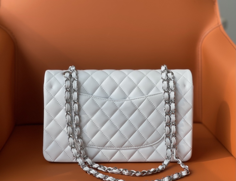 Chanel 𝘾𝙡𝙖𝙨𝙨𝙞𝙘 𝙁𝙡𝙖𝙥 CF bag MM 25cm Mirror Boutique