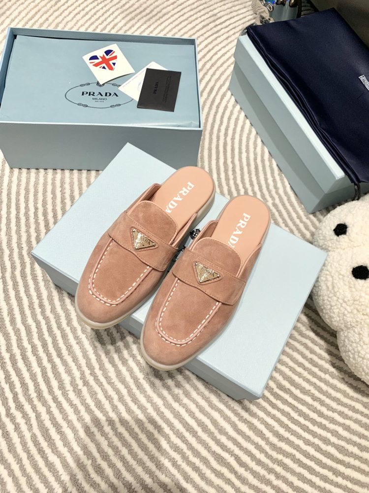 Prada slippers flat 2023
