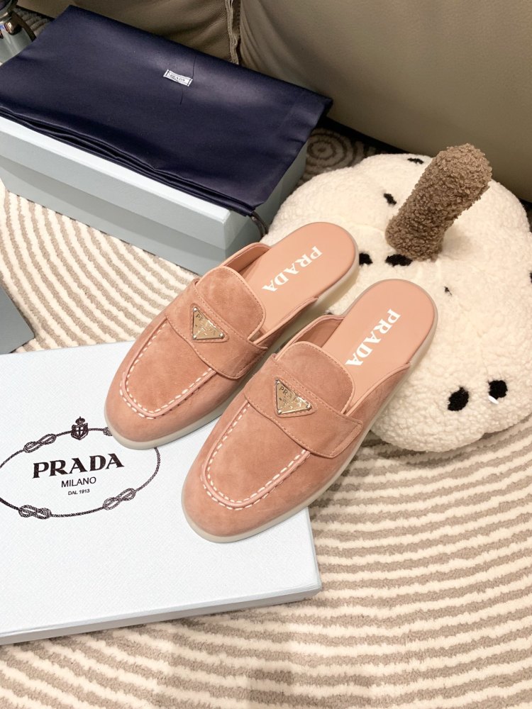 Prada slippers flat 2023