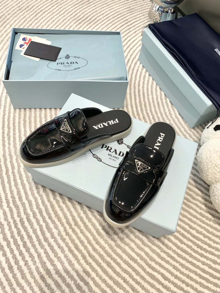 Prada slippers flat 2023