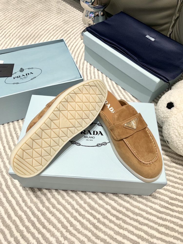 Prada slippers flat 2023