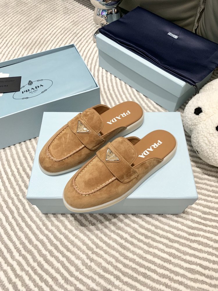 Prada slippers flat 2023