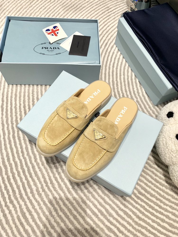Prada slippers flat 2023