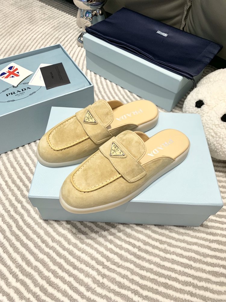 Prada slippers flat 2023