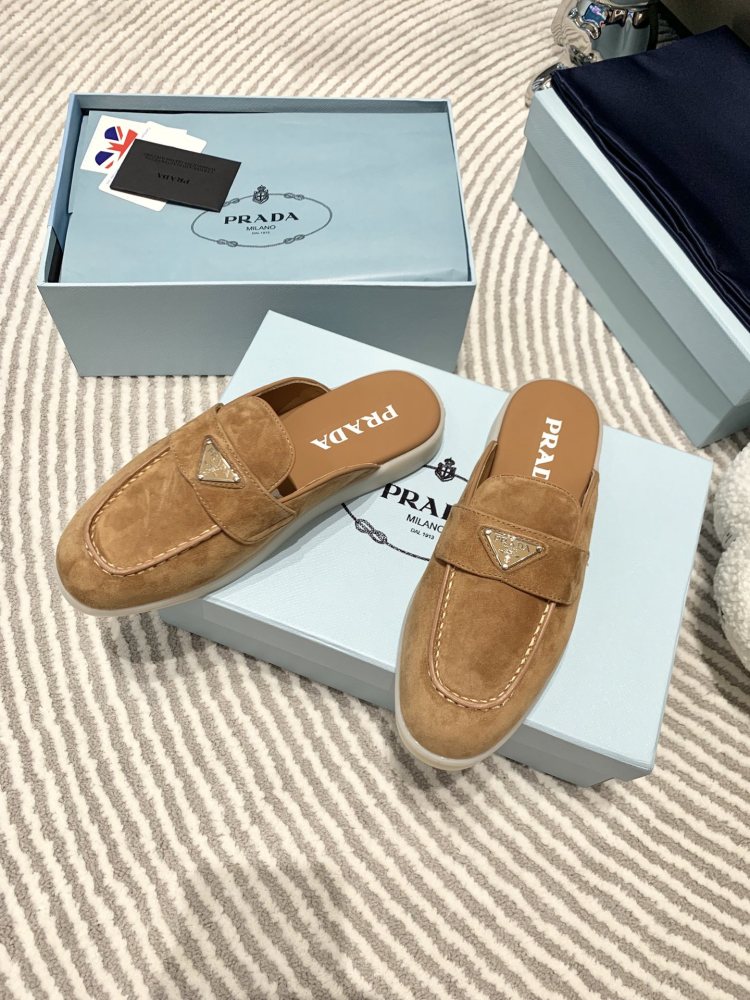 Prada slippers flat 2023