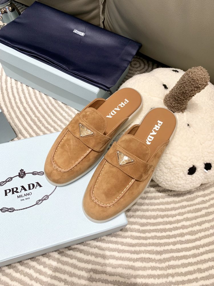 Prada slippers flat 2023
