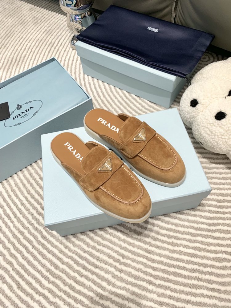 Prada slippers flat 2023