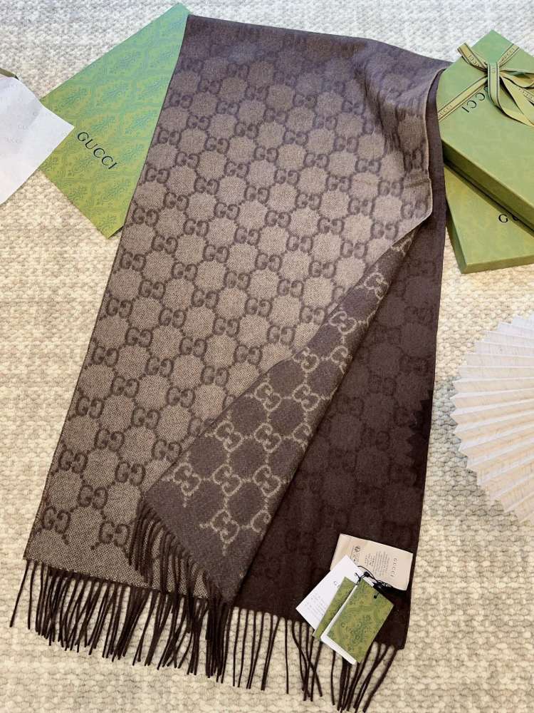 Gucci Scarf new
