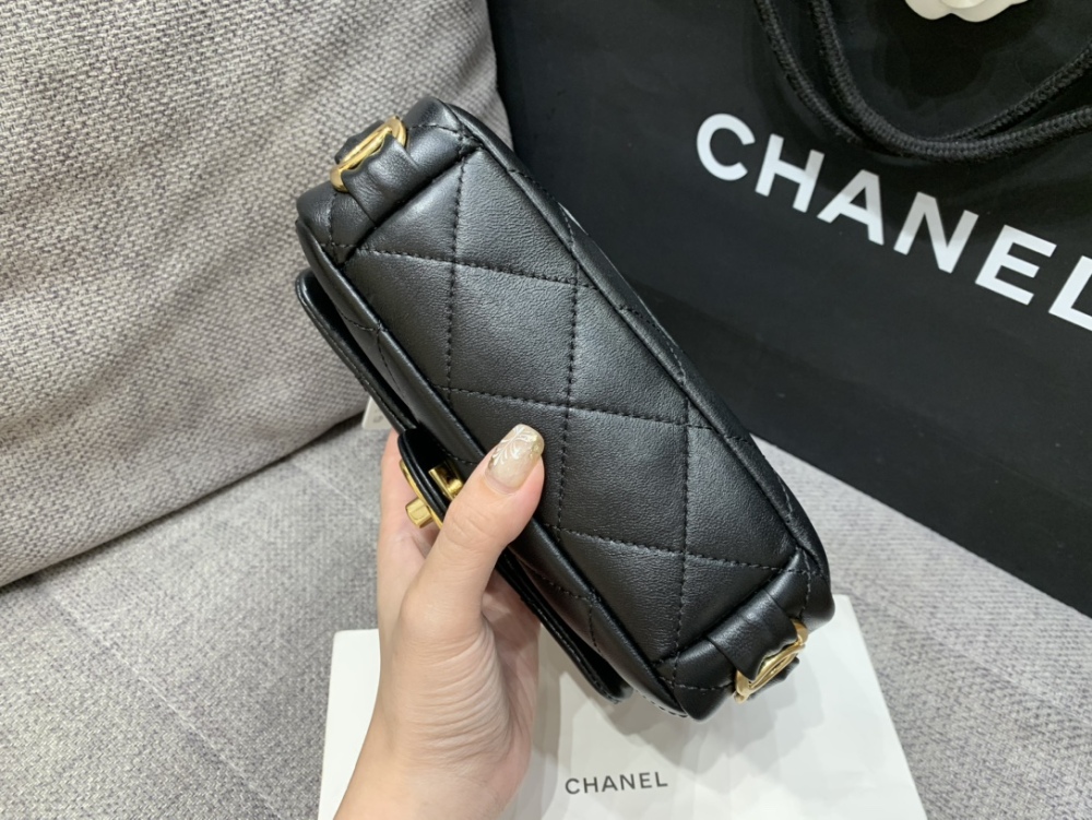 Chanel Double C thick chain bag AS5174  Mirror Boutique