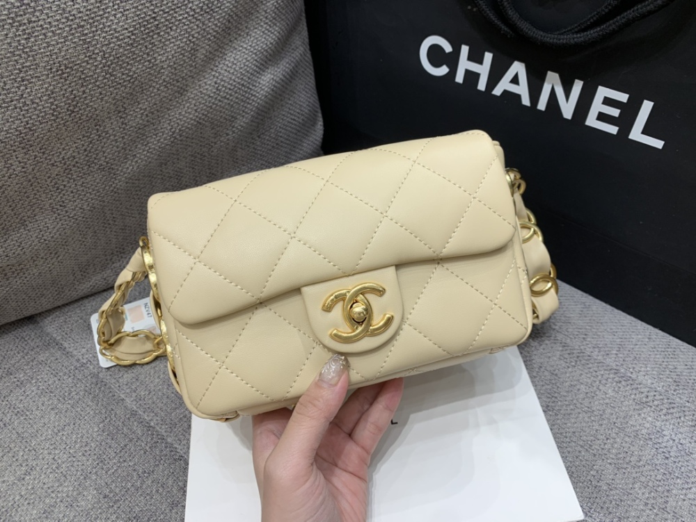 Chanel Double C thick chain bag AS5174  Mirror Boutique