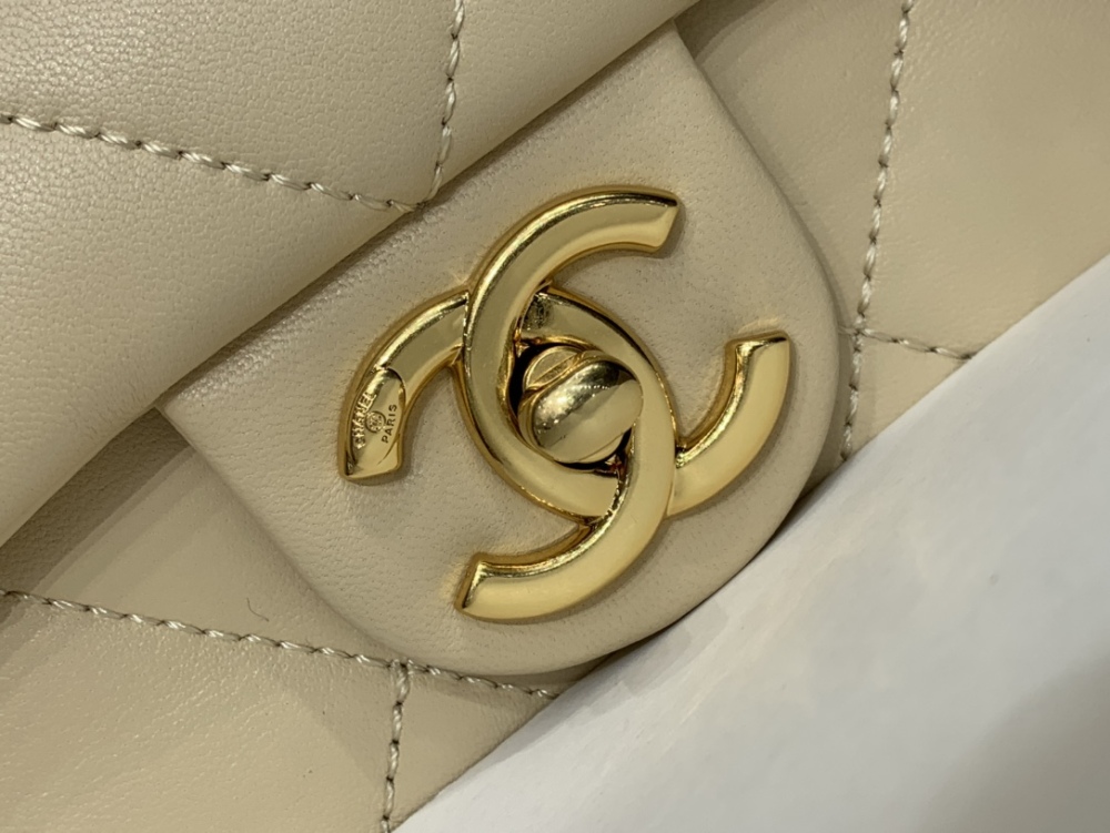 Chanel Double C thick chain bag AS5174  Mirror Boutique
