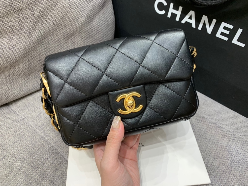 Chanel Double C thick chain bag AS5174  Mirror Boutique
