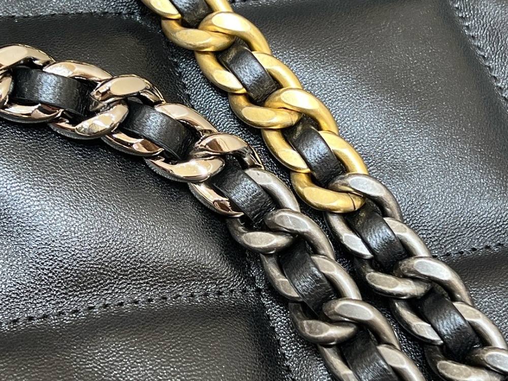 Chanel 22B 19 bag tote Genuine level（99%）