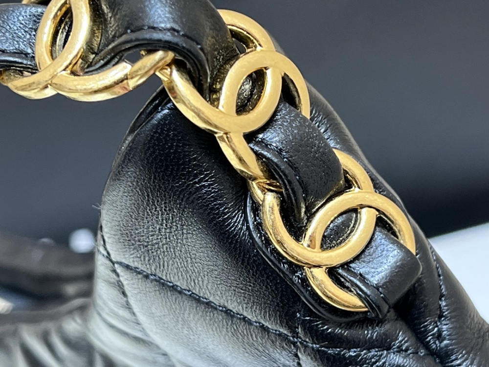 Chanel 22K hobo bag Genuine level（99%）