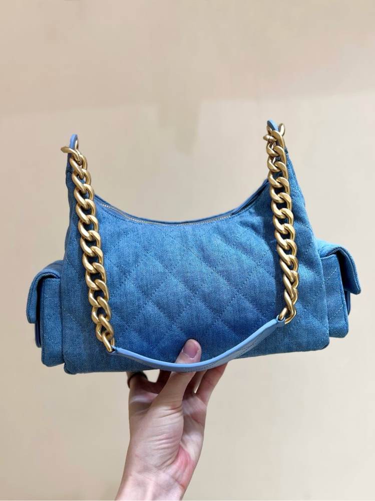 Chanel 25C Jennie hobo PM Genuine level（99%）