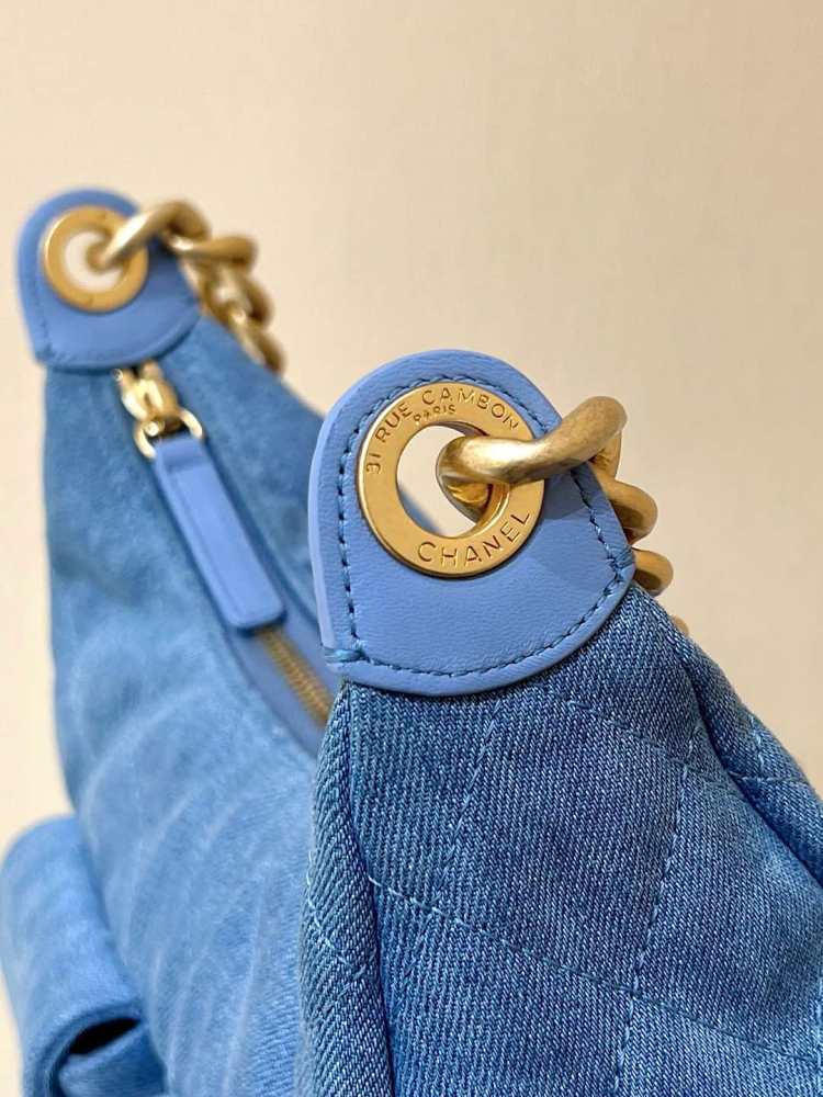 Chanel 25C Jennie hobo PM Genuine level（99%）