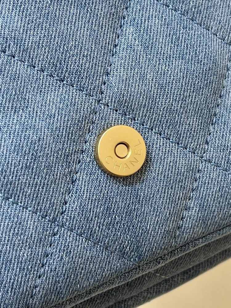 Chanel 25C Jennie hobo MM Genuine level（99%）
