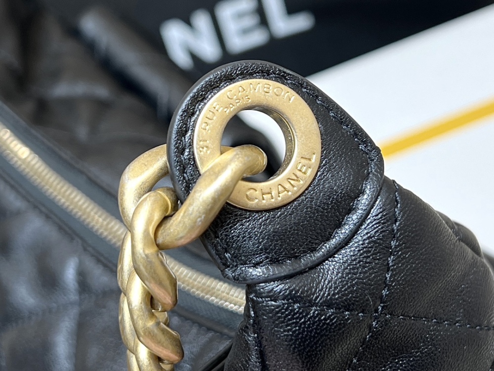 Chanel 25C Jennie hobo MM Genuine level（99%）