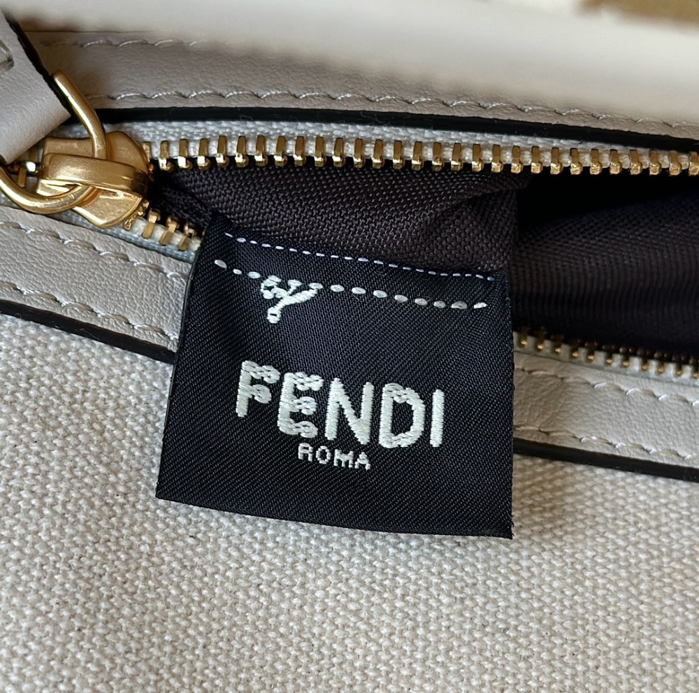 Fendi Baguette bag  0159MB Mirror Boutique