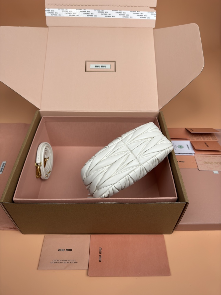 MiuMiu mini hobo 5BP078 Mirror Boutique