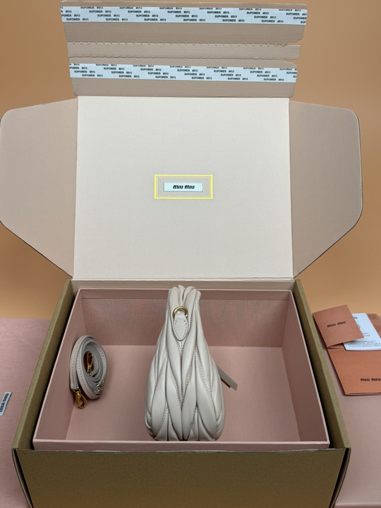 MiuMiu mini hobo 5BP078 Mirror Boutique
